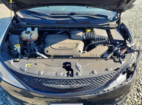 2C4RC1FG8KR635968 2019 CHRYSLER PACIFICA Black Engine compartment view