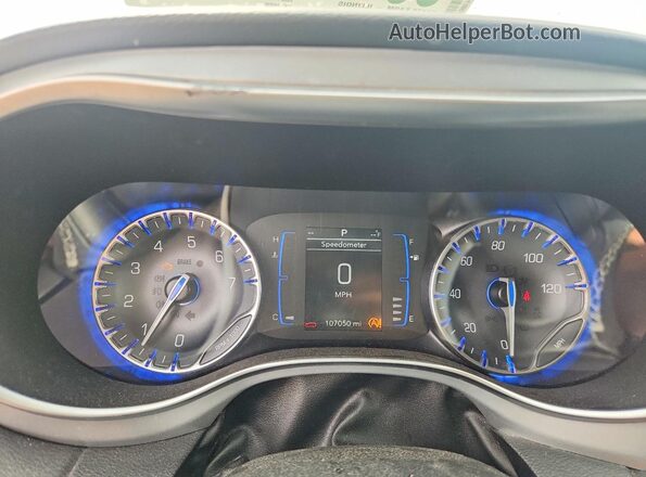 2C4RC1FGXKR742035 2019 CHRYSLER PACIFICA Черный Вид щитка приборов