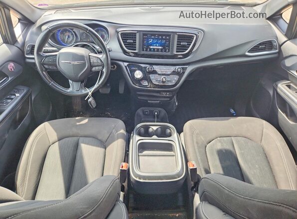 2C4RC1FGXKR742035 2019 CHRYSLER PACIFICA Черный Вид панели приборов