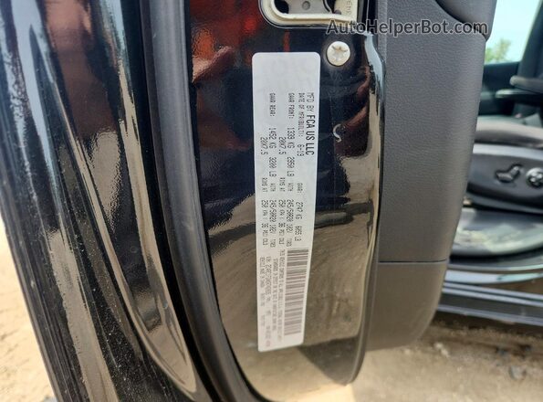 2C4RC1FGXKR742035 2019 CHRYSLER PACIFICA Черный Панорамный вид салона 360°