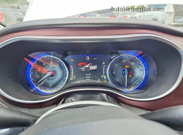 2C4RC1GG0HR505271 2017 CHRYSLER PACIFICA White Вид щитка приладів