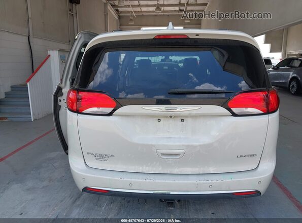 2C4RC1GG0HR592539 2017 CHRYSLER PACIFICA Cream 