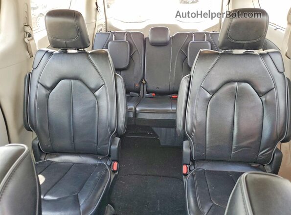 2C4RC1GG0HR744982 2017 CHRYSLER PACIFICA Угольный Вид задних сидений