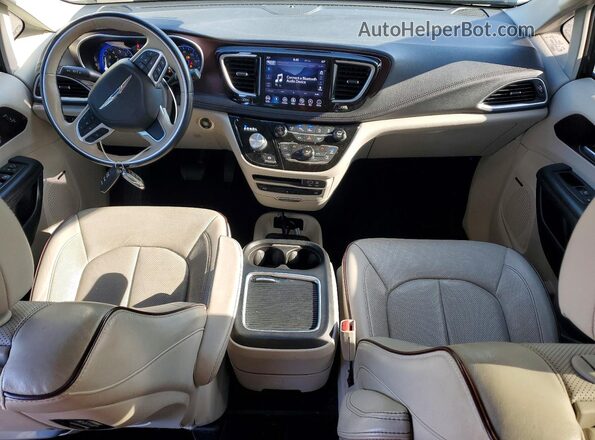 2C4RC1GG0JR122551 2018 CHRYSLER PACIFICA Серый Вид панели приборов