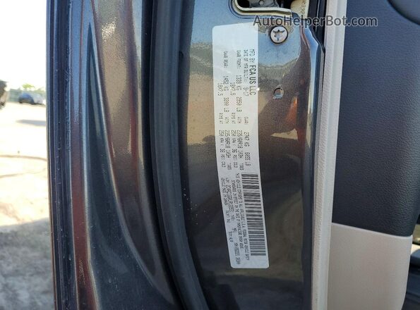 2C4RC1GG0JR122551 2018 CHRYSLER PACIFICA Серый Вид наклейки с VIN-кодом