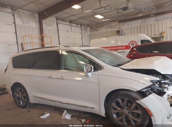 2C4RC1GG0JR262034 2018 CHRYSLER PACIFICA White უკანა სალონის ხედი