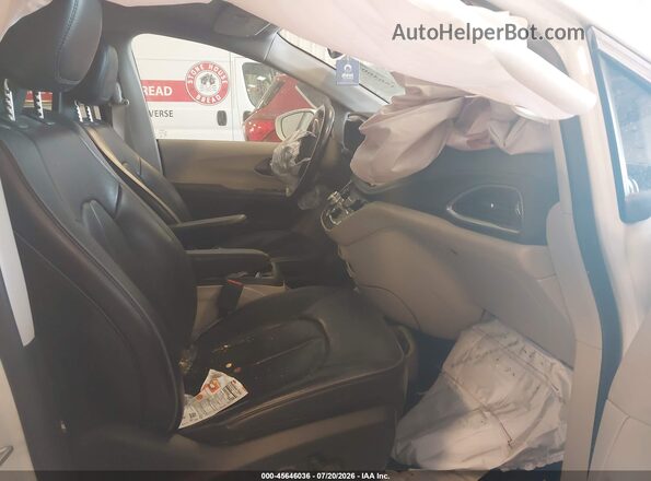 2C4RC1GG0JR262034 2018 CHRYSLER PACIFICA White წინა სალონის ხედი