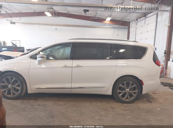 2C4RC1GG0JR262034 2018 CHRYSLER PACIFICA White სალონის 360-გრადუსიანი ხედი