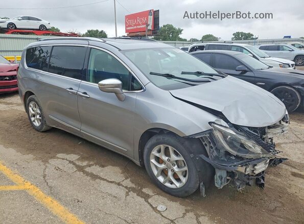 2C4RC1GG0LR115067 2020 CHRYSLER PACIFICA Silver Delantero derecho