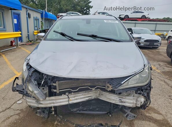 2C4RC1GG0LR115067 2020 CHRYSLER PACIFICA Silver Vista frontal