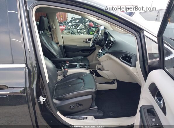 2C4RC1GG1JR172536 2018 CHRYSLER PACIFICA Black წინა სალონის ხედი