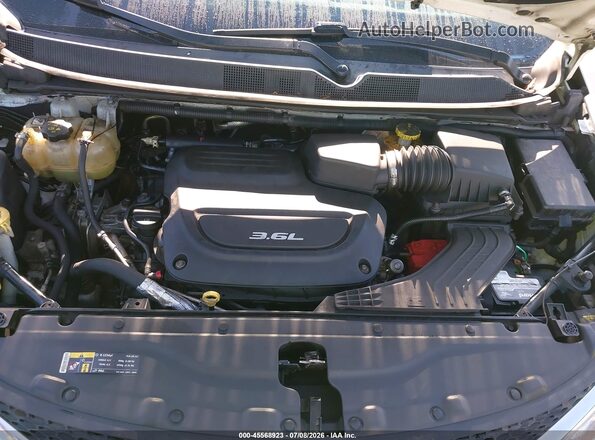 2C4RC1GG2HR504266 2017 CHRYSLER PACIFICA White უკანა ხედი