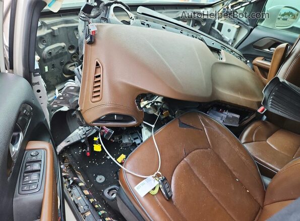 2C4RC1GG2HR545481 2017 CHRYSLER PACIFICA Cream Dashboard view