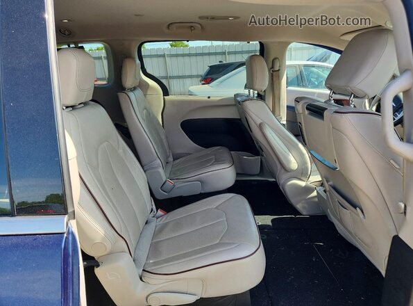 2C4RC1GG2HR720750 2017 CHRYSLER PACIFICA Синий Вид задней части салона