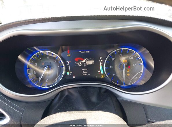 2C4RC1GG2JR171637 2018 CHRYSLER PACIFICA Orange უკანა სავარძლების ხედი