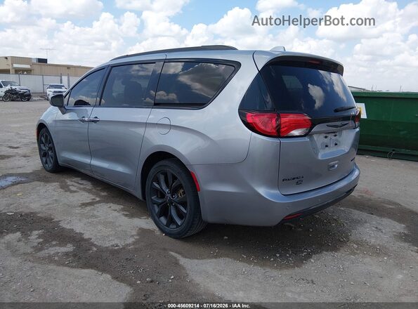 2C4RC1GG2KR746322 2019 CHRYSLER PACIFICA Серебряный Задняя левая четверть