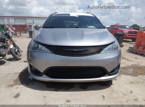 2C4RC1GG2KR746322 2019 CHRYSLER PACIFICA Серебряный Вид щитка приборов