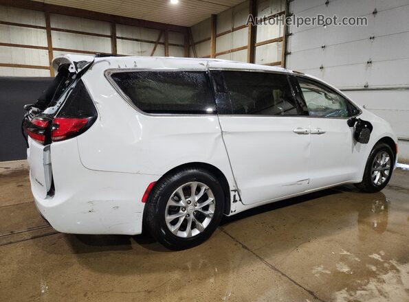 2C4RC1GG2TR205899 2026 CHRYSLER PACIFICA White 