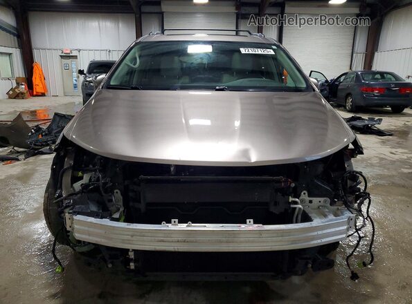 2C4RC1GG3HR565089 2017 CHRYSLER PACIFICA Gold Front view