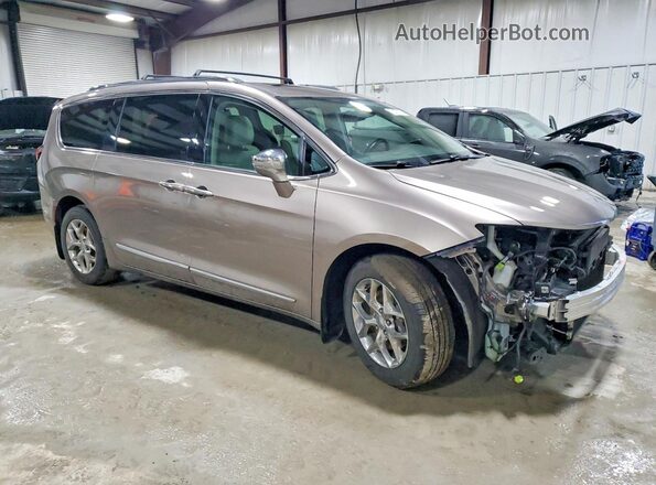 2C4RC1GG3HR565089 2017 CHRYSLER PACIFICA Gold Front right