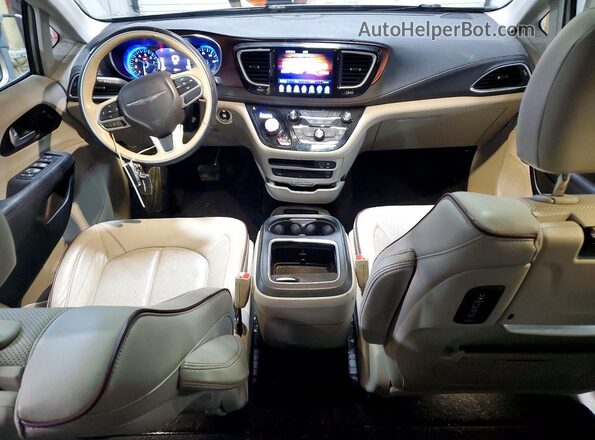 2C4RC1GG3HR565089 2017 CHRYSLER PACIFICA Gold Dashboard view