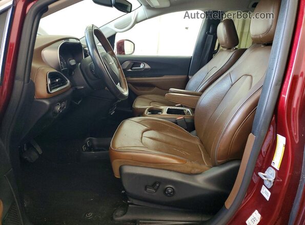 2C4RC1GG3JR143183 2018 CHRYSLER PACIFICA Бордовый Вид салона спереди