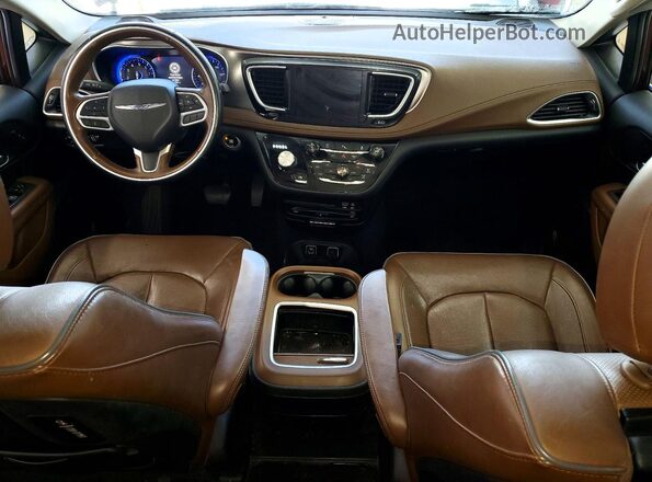 2C4RC1GG3JR143183 2018 CHRYSLER PACIFICA Бордовый Вид панели приборов