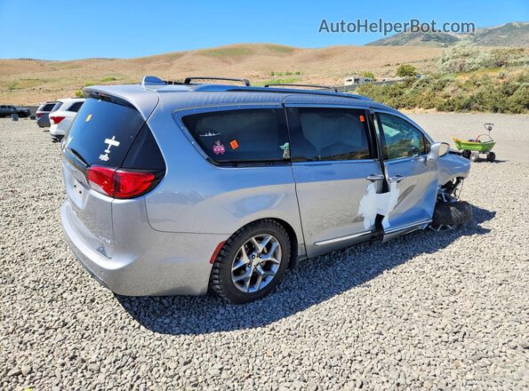 2C4RC1GG3JR320380 2018 CHRYSLER PACIFICA Silver Tył prawy