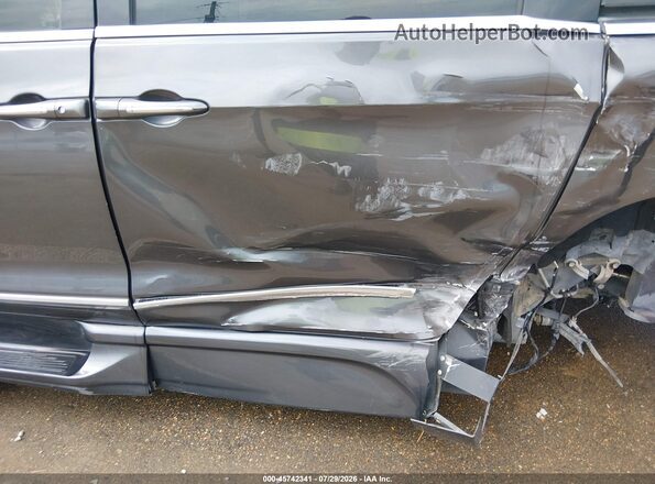 2C4RC1GG3JR338250 2018 CHRYSLER PACIFICA Серый 