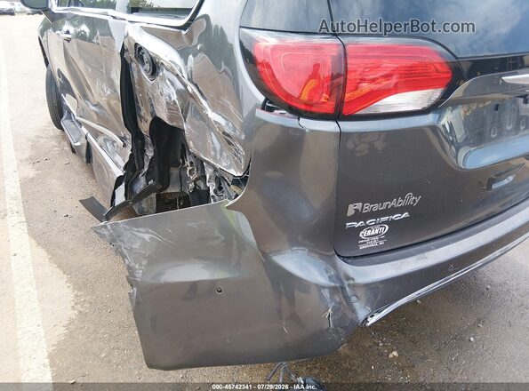 2C4RC1GG3JR338250 2018 CHRYSLER PACIFICA Серый 