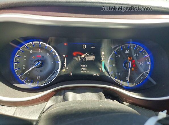 2C4RC1GG3JR352987 2018 CHRYSLER PACIFICA Белый Вид щитка приборов