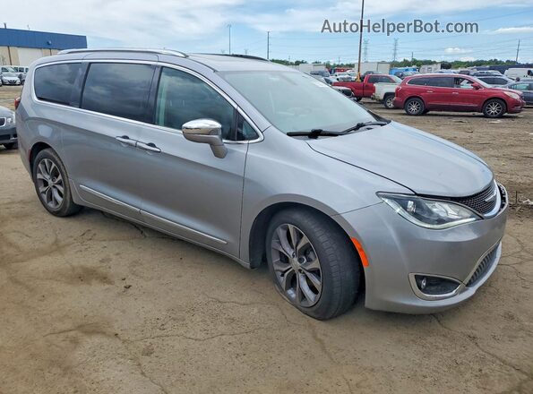 2C4RC1GG3KR653440 2019 CHRYSLER PACIFICA Silver Przód prawy