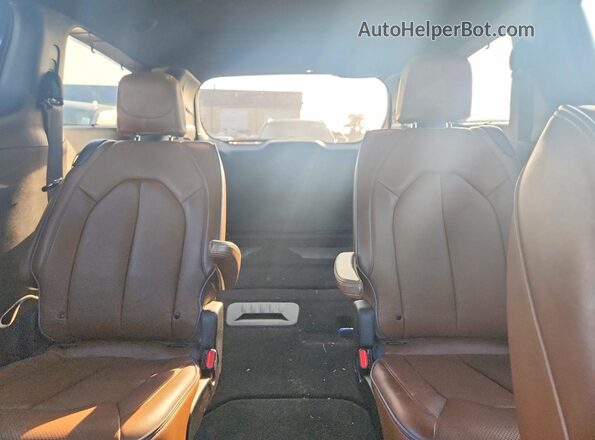 2C4RC1GG3LR104869 2020 CHRYSLER PACIFICA Blue Вид задніх сидінь