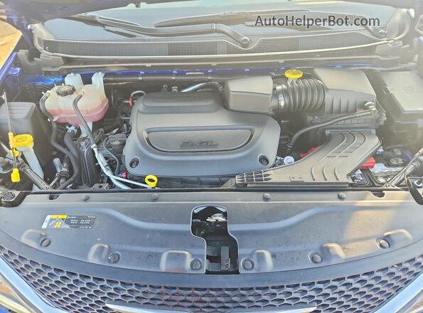2C4RC1GG3LR104869 2020 CHRYSLER PACIFICA Blue Вид підкапотного простору