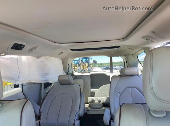 2C4RC1GG3LR272592 2020 CHRYSLER PACIFICA White Rear seats view