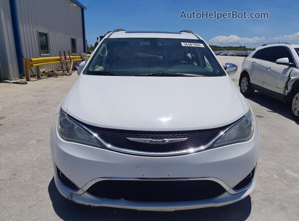 2C4RC1GG3LR272592 2020 CHRYSLER PACIFICA White Front view