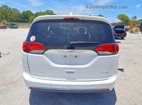2C4RC1GG3LR272592 2020 CHRYSLER PACIFICA White Rear view