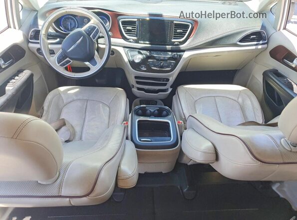 2C4RC1GG3LR272592 2020 CHRYSLER PACIFICA White Dashboard view