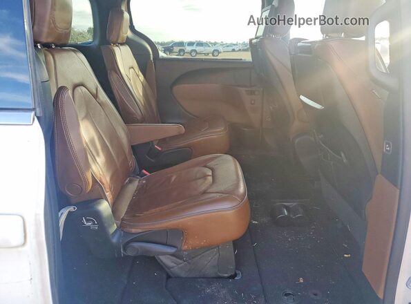 2C4RC1GG4HR528200 2017 CHRYSLER PACIFICA Белый Вид задней части салона
