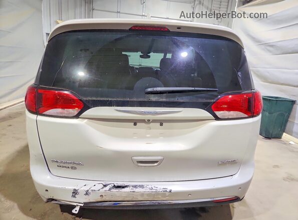 2C4RC1GG4HR591474 2017 CHRYSLER PACIFICA Cream უკანა ხედი