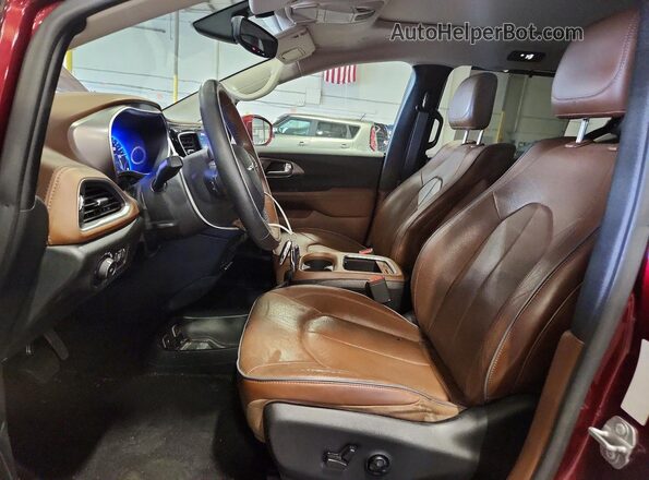 2C4RC1GG4JR186706 2018 CHRYSLER PACIFICA Red Widok wnętrza z przodu