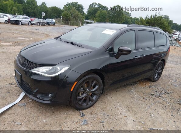 2C4RC1GG4KR700992 2019 CHRYSLER PACIFICA Black Передня ліва чверть