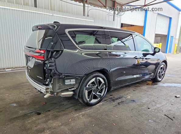 2C4RC1GG4VR553416 2027 CHRYSLER PACIFICA Black Tył prawy