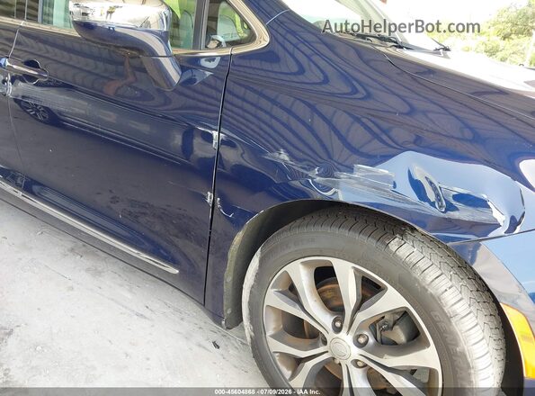 2C4RC1GG5HR599552 2017 CHRYSLER PACIFICA Blue Widok z przodu