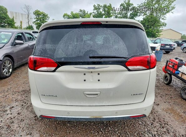 2C4RC1GG5KR594147 2019 CHRYSLER PACIFICA White Rear view