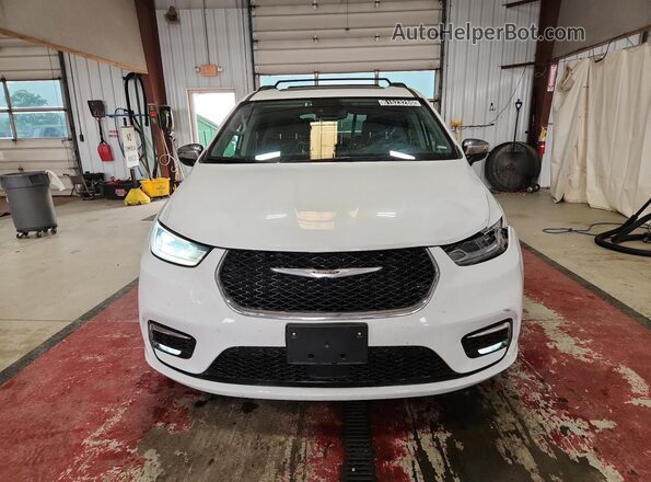 2C4RC1GG5PR632855 2023 CHRYSLER PACIFICA White 360 interior view