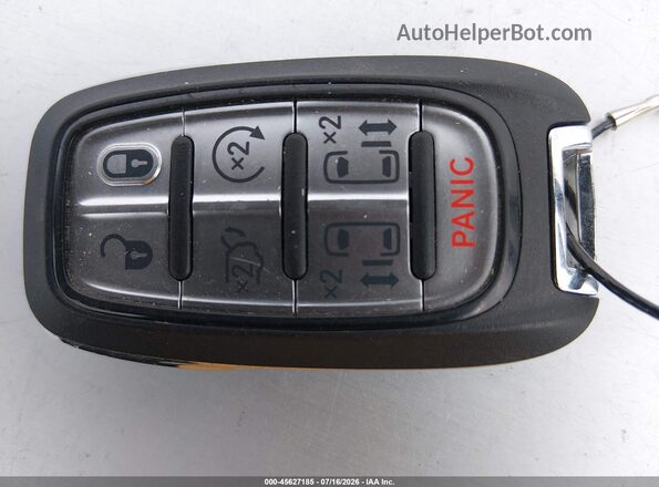 2C4RC1GG5TR183171 2026 CHRYSLER PACIFICA Silver Widok deski rozdzielczej