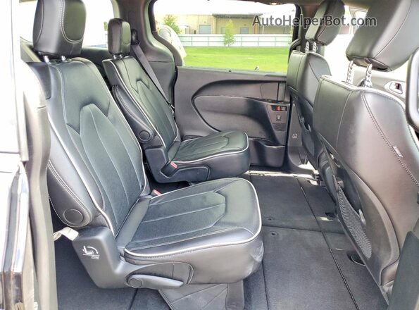 2C4RC1GG5TR186734 2026 CHRYSLER PACIFICA Black Vista interior trasera