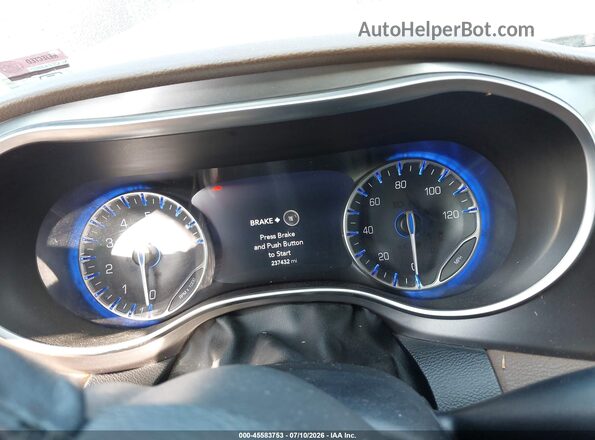 2C4RC1GG6HR664005 2017 CHRYSLER PACIFICA Purple უკანა სავარძლების ხედი