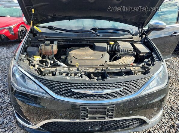 2C4RC1GG6JR107665 2018 CHRYSLER PACIFICA Black Вид підкапотного простору